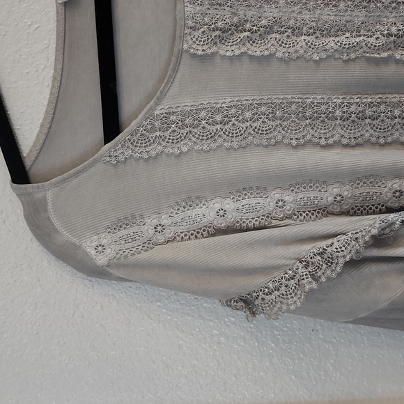 POL shirt size small - Picture 3 of 8